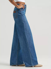 Load image into Gallery viewer, Wrangler® Women's Retro Bailey Super High Rise Wide Leg Jeans - Yvette