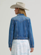Load image into Gallery viewer, Wrangler® Women's Denim Jacket