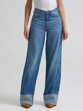 Load image into Gallery viewer, Wrangler® Women's Retro Bailey High Rise Wide Leg Cuffed Jeans