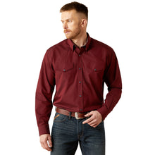 Load image into Gallery viewer, Ariat Men's Burgundy Wrinkle Free Solid Pinpoint Oxford Classic Fit Shirt