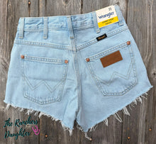 Load image into Gallery viewer, Wrangler® Women's 2.5” Cowboy Shorts - June