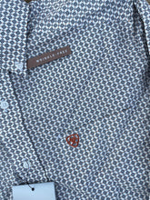 Load image into Gallery viewer, Ariat Men's Kingsley Wrinkle Free Classic Fit Shirt