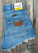 Load image into Gallery viewer, Wrangler® Women's 2.5” Cowboy Shorts - Tallulah