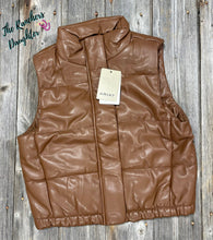 Load image into Gallery viewer, Ariat Women’s Faux Leather Vest