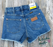 Load image into Gallery viewer, Wrangler® Women's 3.5” Cowboy Shorts - Juniper