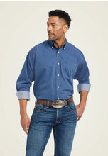 Load image into Gallery viewer, Ariat Men's Midnight Wrinkle Free Solid Pinpoint Oxford Classic Fit Shirt