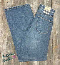 Load image into Gallery viewer, Ariat Moana Ultra High Rise Tomboy Jeans