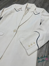 Load image into Gallery viewer, Ariat Women’s Parton Blazer