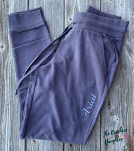 Load image into Gallery viewer, Ariat Women’s Periscope Memento Jogger