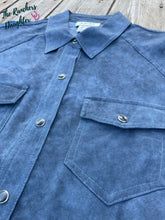 Load image into Gallery viewer, Ariat Women's Juniper Shirt