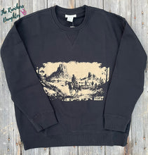 Load image into Gallery viewer, Ariat Women's Outlaw Oversized Sweatshirt