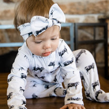 Load image into Gallery viewer, Gray Angus Folding Feet Jammies