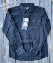 Load image into Gallery viewer, Ariat Boys Black Solid Twill Classic Fit Western Shirt