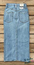 Load image into Gallery viewer, Ariat Clair Midi Denim Skirt
