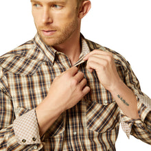 Load image into Gallery viewer, Ariat Men&#39;s Wrinkle Free Ethan Classic Fit Shirt
