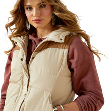 Load image into Gallery viewer, Ariat Women&#39;s Frontier Puffer Vest
