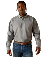 Load image into Gallery viewer, Ariat Men&#39;s Grey Wrinkle Free Solid Pinpoint Oxford Classic Fit Shirt
