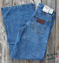 Load image into Gallery viewer, Wrangler® Women's Retro Bailey Super High Rise Wide Leg Jeans - Yvette
