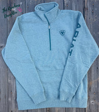 Load image into Gallery viewer, Ariat Women's Teal Logo 1/2 Zip Sweatshirt
