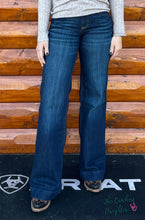 Load image into Gallery viewer, Ariat Women&#39;s Julianna Perfect Rise Trouser
