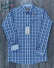 Load image into Gallery viewer, Ariat Men&#39;s Wrinkle Free Dargan Classic Fit Shirt
