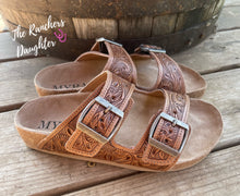 Load image into Gallery viewer, Western Tooled Leather Sandals
