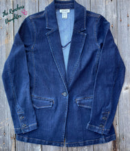 Load image into Gallery viewer, Ariat Women&#39;s Tourist Blazer

