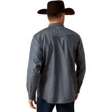 Load image into Gallery viewer, Ariat Men's Wrinkle Free Chambray Refined Slub Classic Fit Snap Shirt

