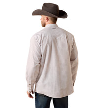 Load image into Gallery viewer, Ariat Men's Wrinkle Free Draco Classic Fit Snap Shirt
