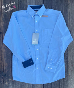 Ariat Men's Light Blue Wrinkle Free Solid Shirt