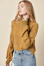 Load image into Gallery viewer, Mustard Heather Split Back Sweater

